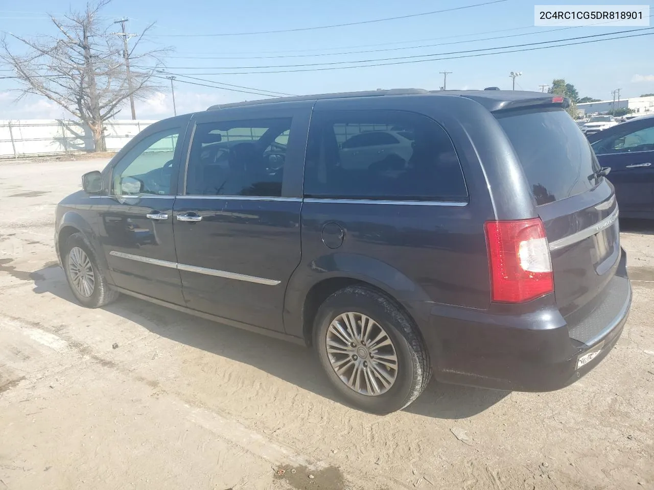 2013 Chrysler Town & Country Touring L VIN: 2C4RC1CG5DR818901 Lot: 70398074