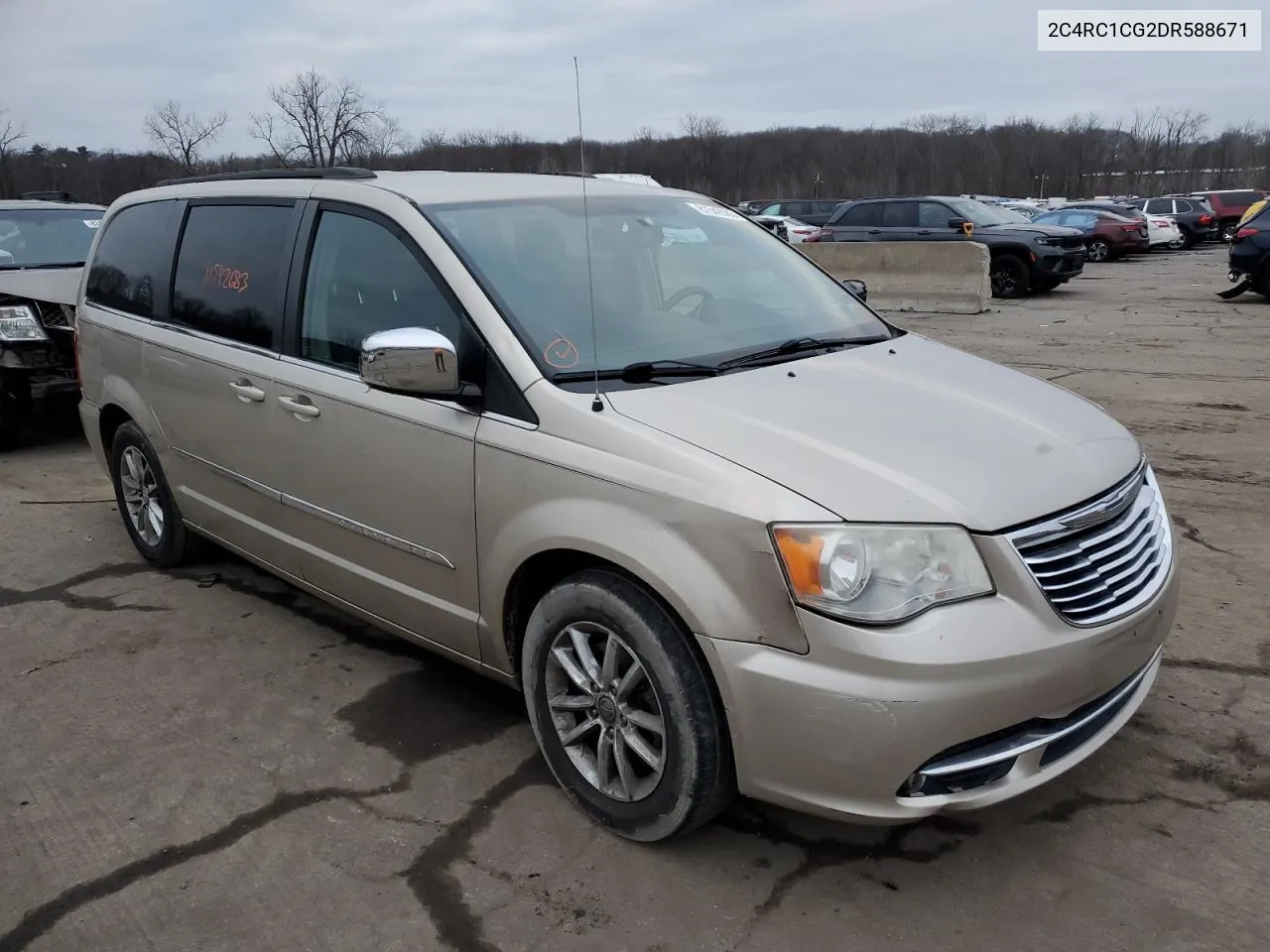 2013 Chrysler Town & Country Touring L VIN: 2C4RC1CG2DR588671 Lot: 81542683