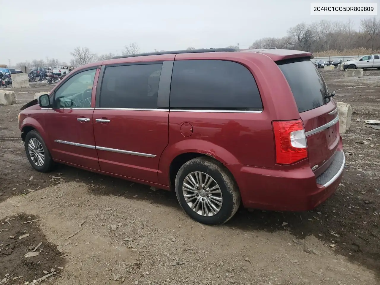 2C4RC1CG5DR809809 2013 Chrysler Town & Country Touring L