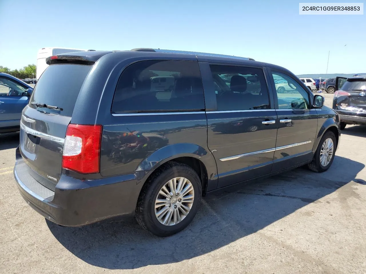 2014 Chrysler Town & Country Limited VIN: 2C4RC1GG9ER348853 Lot: 56556484