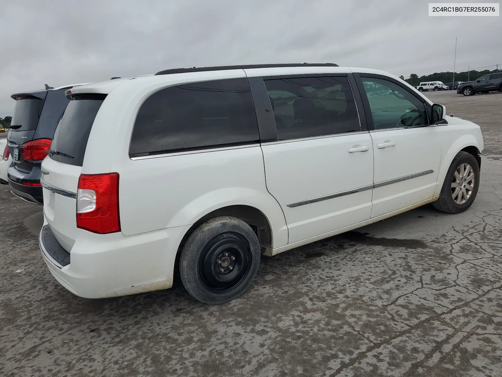 2C4RC1BG7ER255076 2014 Chrysler Town & Country Touring