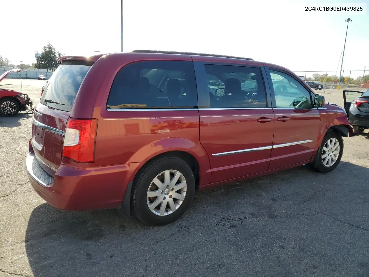 2C4RC1BG0ER439825 2014 Chrysler Town & Country Touring