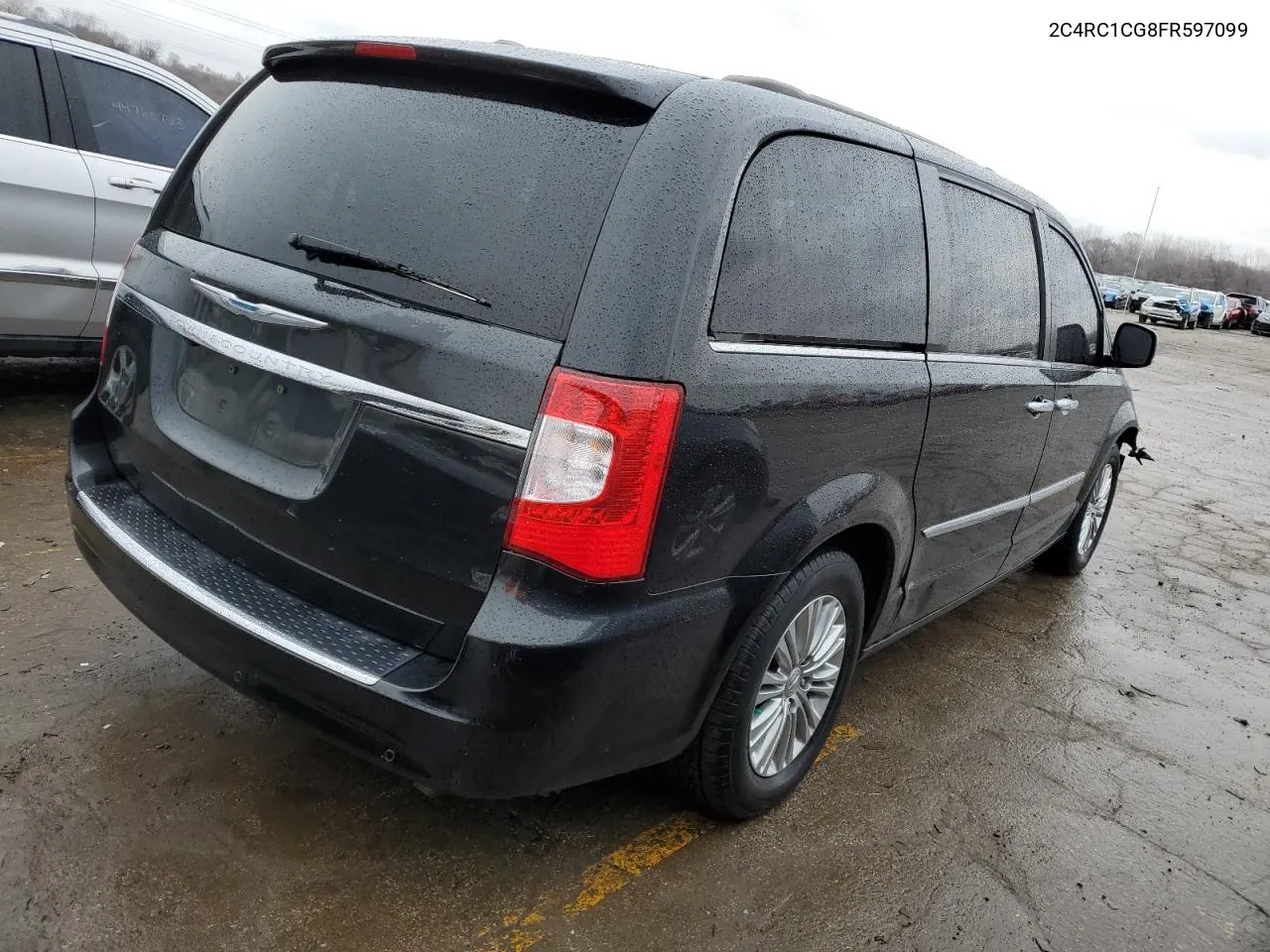 2015 Chrysler Town & Country Touring L VIN: 2C4RC1CG8FR597099 Lot: 45258443