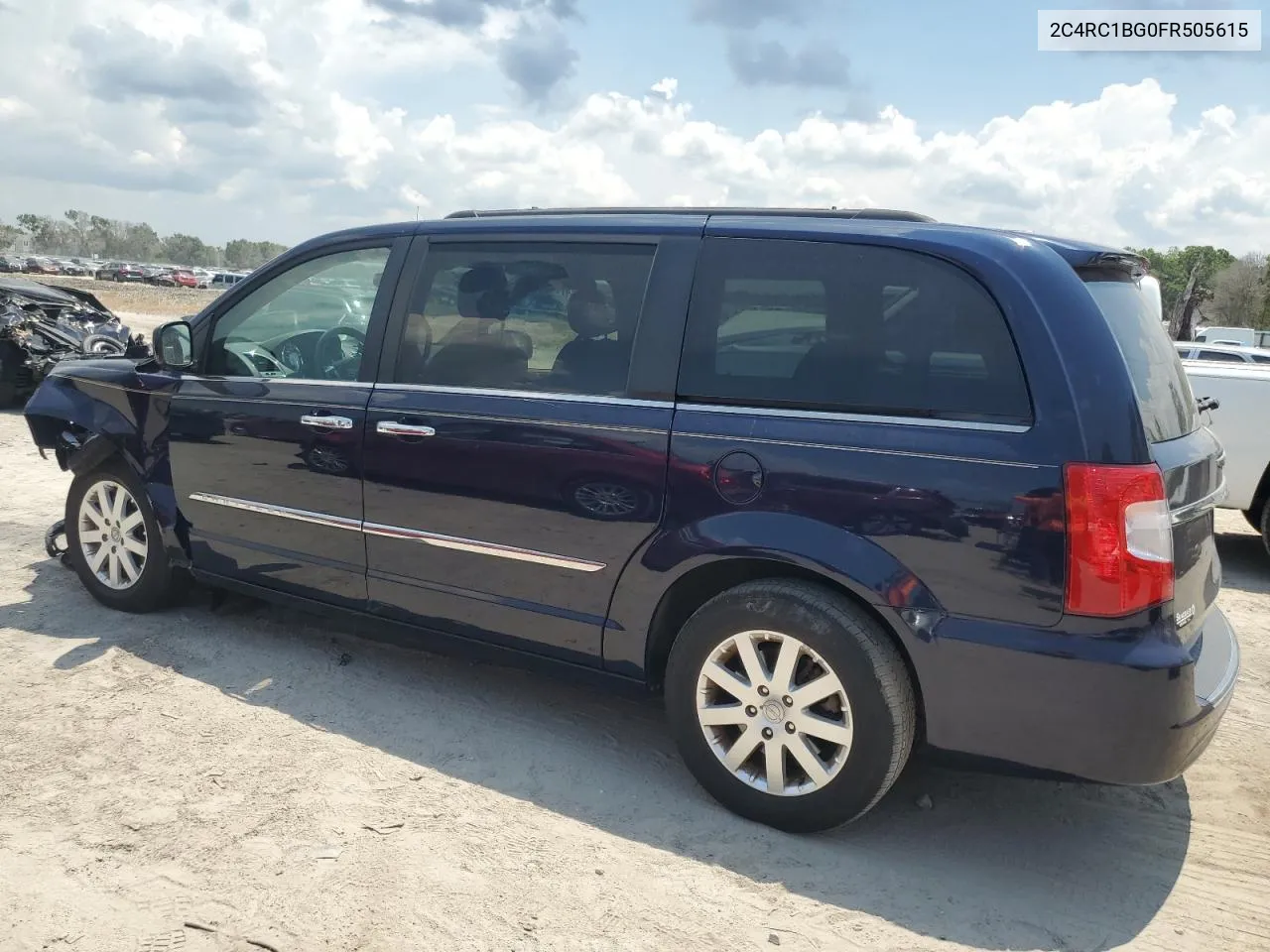 2015 Chrysler Town & Country Touring VIN: 2C4RC1BG0FR505615 Lot: 55954434