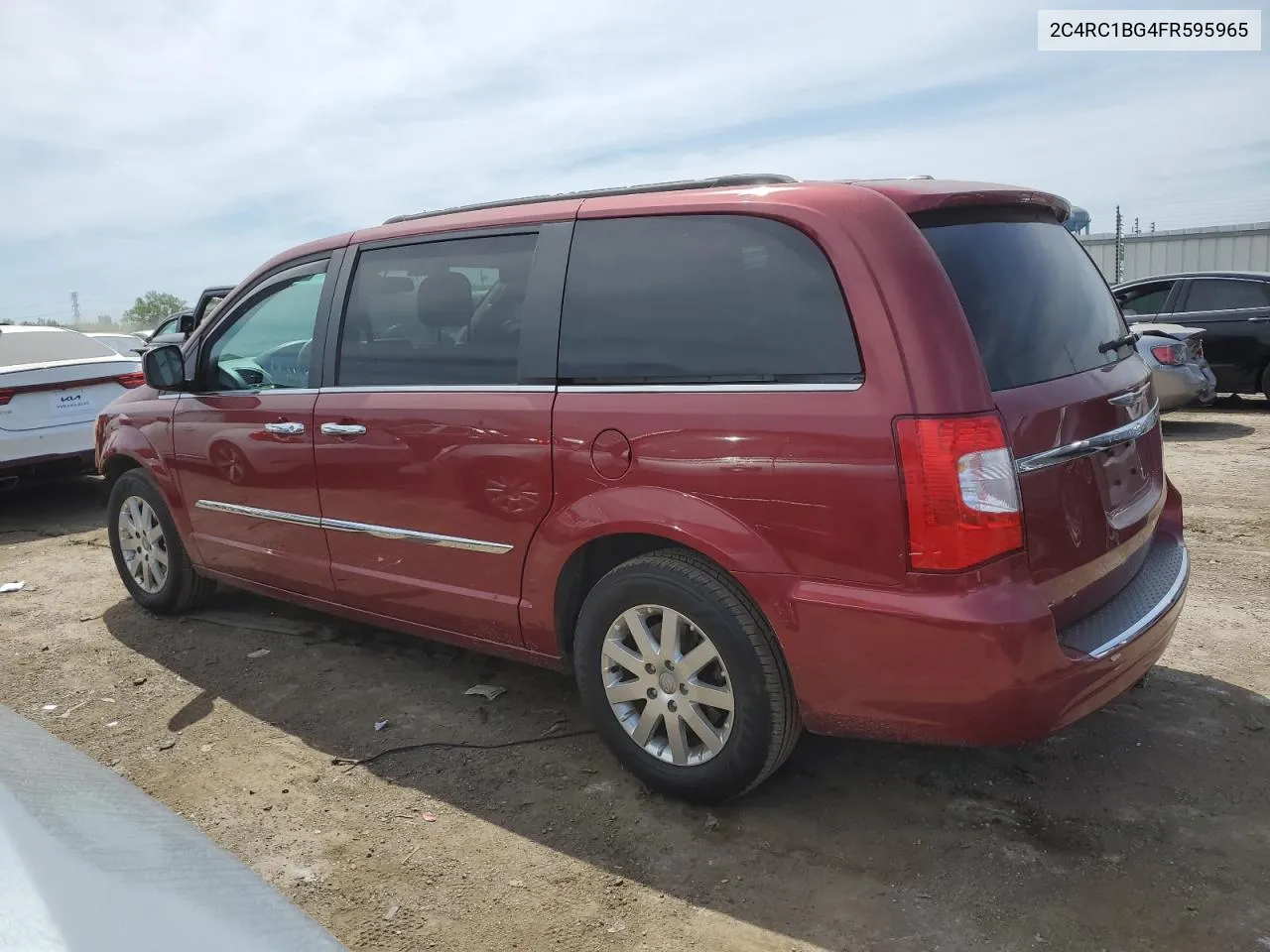 2015 Chrysler Town & Country Touring VIN: 2C4RC1BG4FR595965 Lot: 56909564