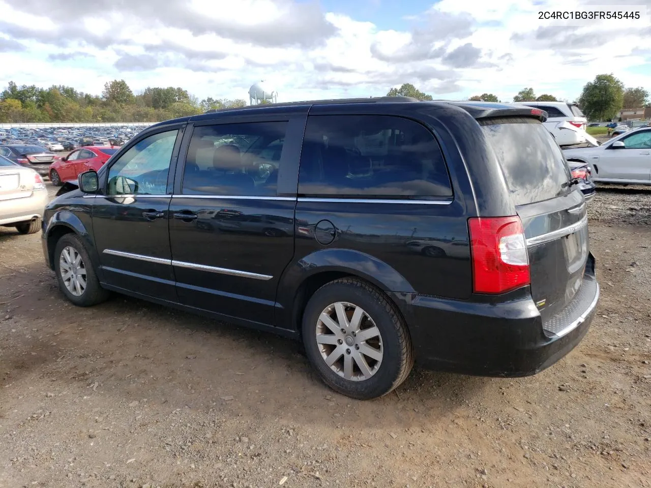 2015 Chrysler Town & Country Touring VIN: 2C4RC1BG3FR545445 Lot: 71867343