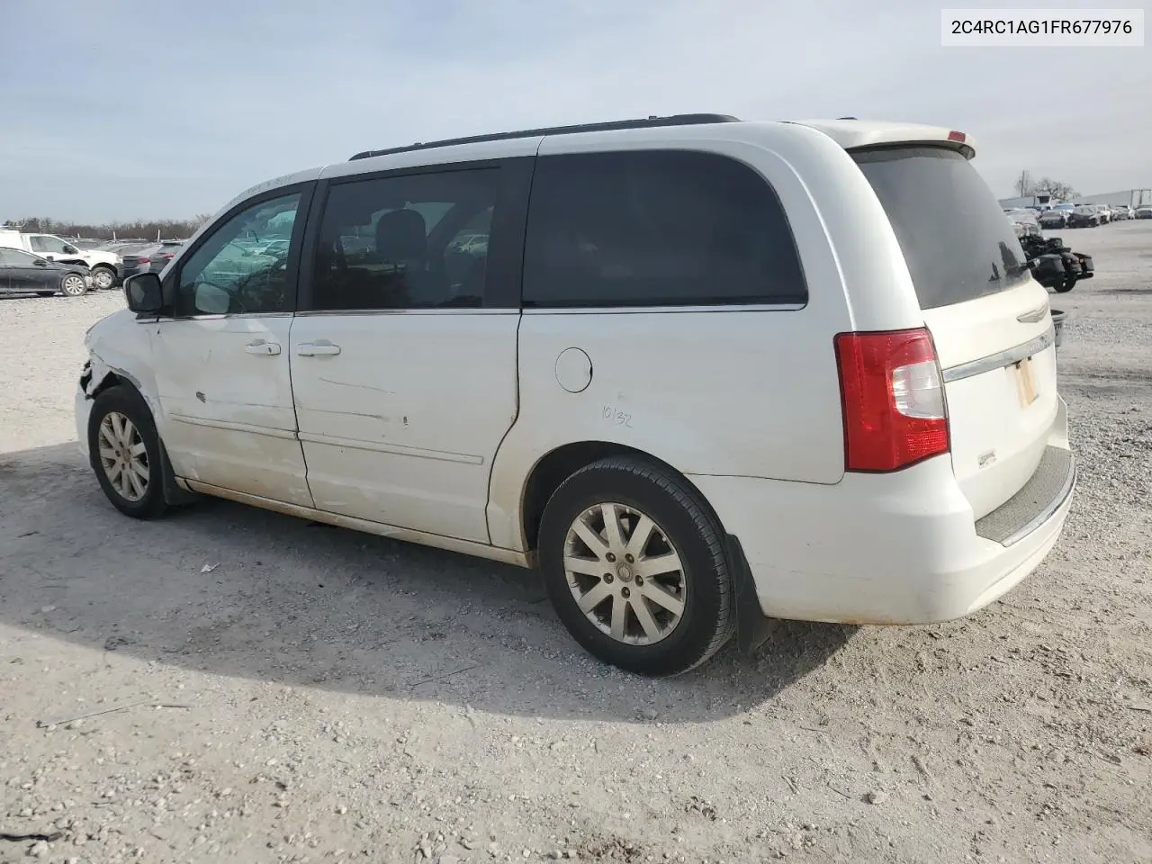 2C4RC1AG1FR677976 2015 Chrysler Town & Country Lx