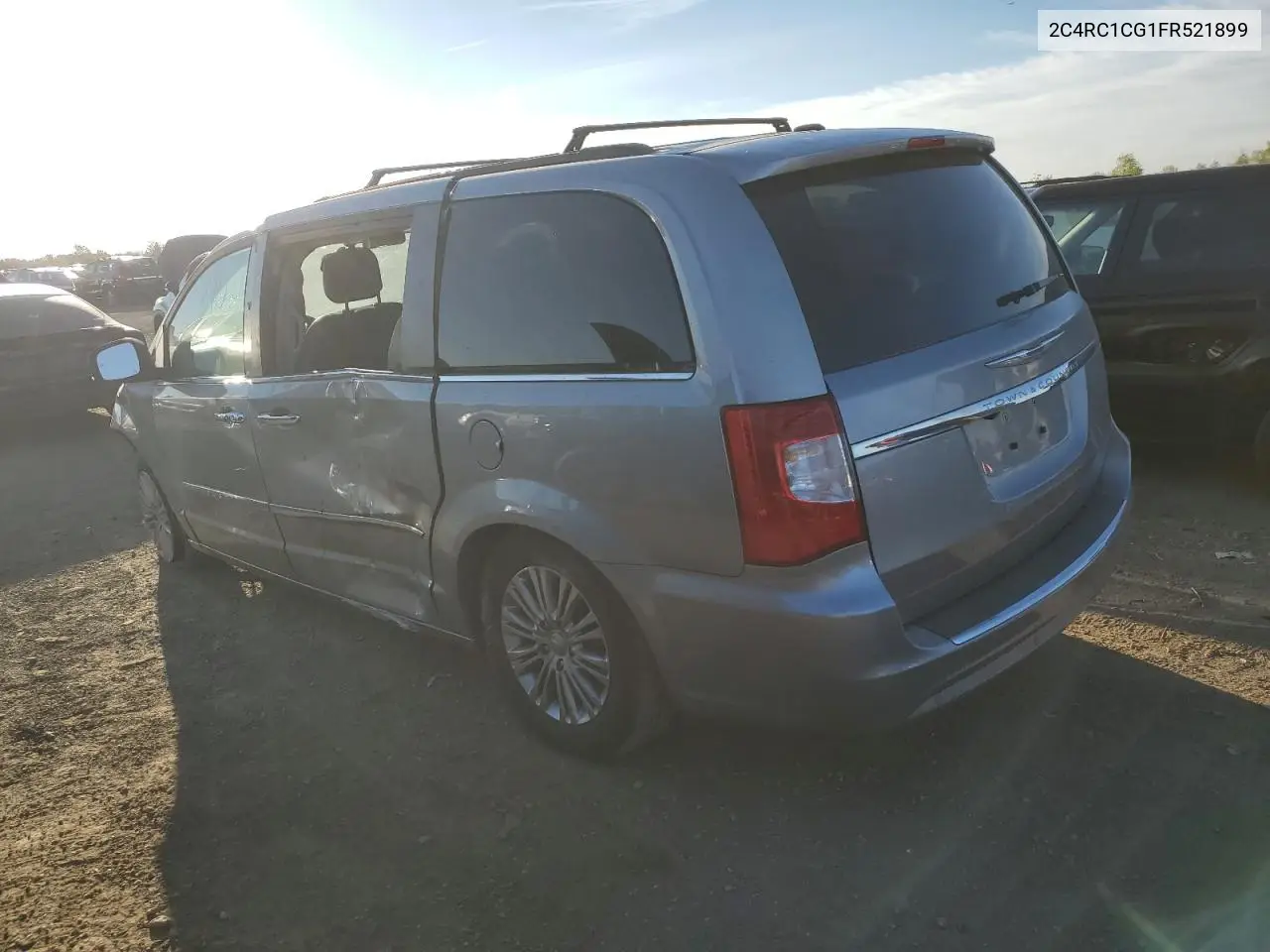 2C4RC1CG1FR521899 2015 Chrysler Town & Country Touring L