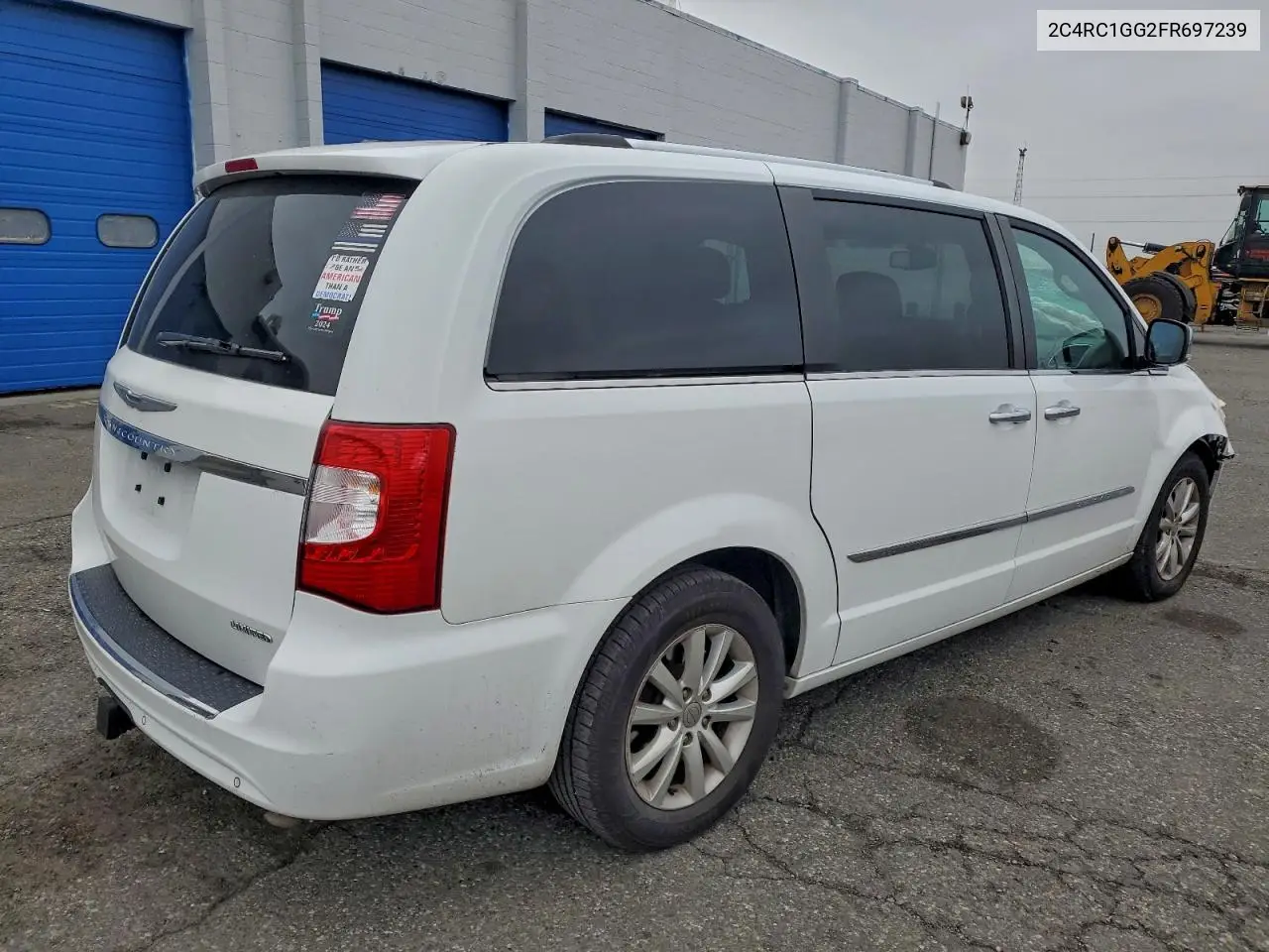 2C4RC1GG2FR697239 2015 Chrysler Town & Country Limited Platinum