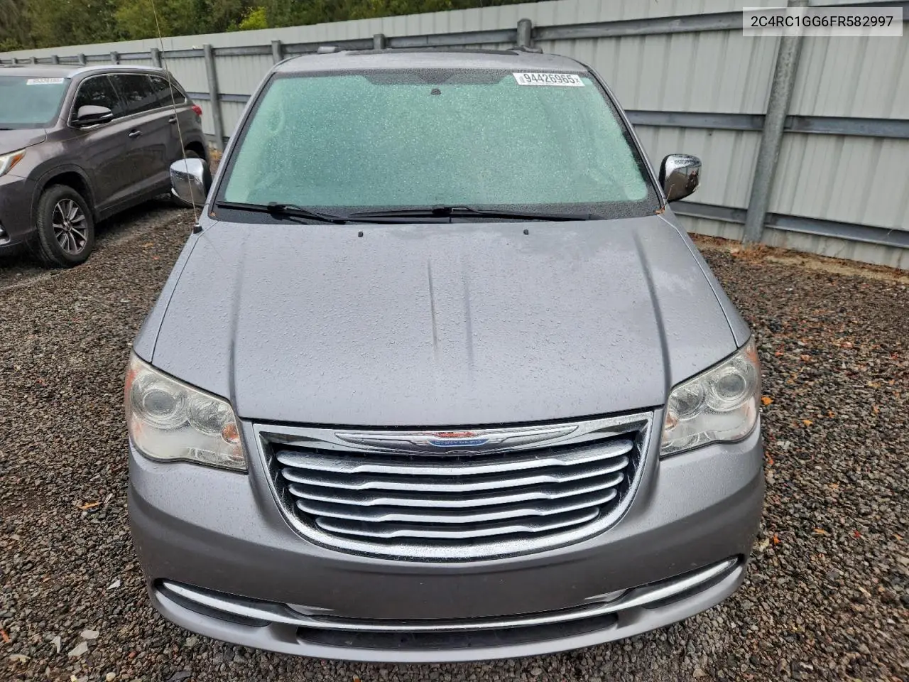 2C4RC1GG6FR582997 2015 Chrysler Town & Country Limited Platinum
