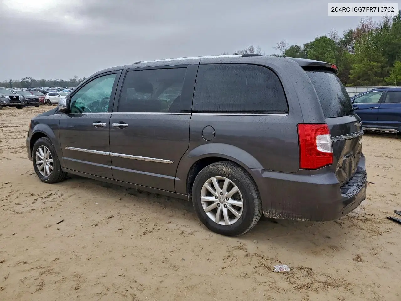 2C4RC1GG7FR710762 2015 Chrysler Town & Country Limited Platinum