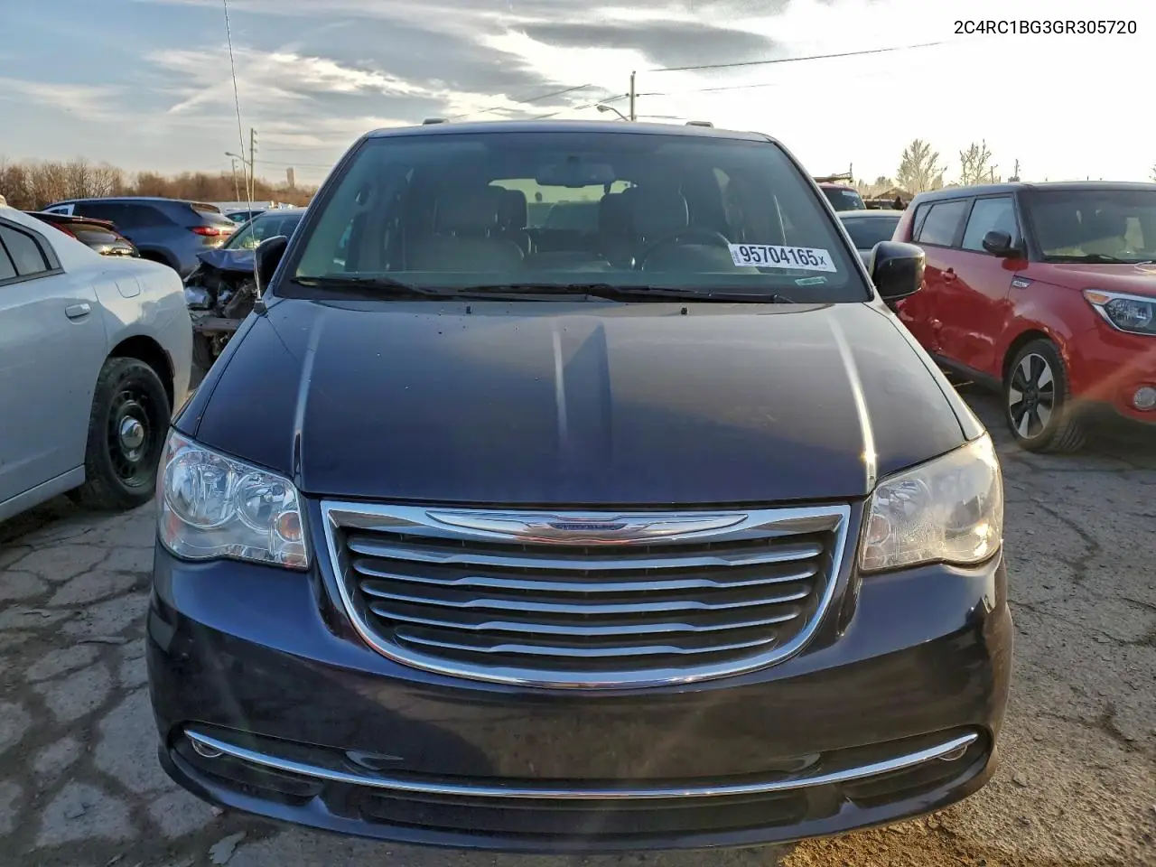 2C4RC1BG3GR305720 2016 Chrysler Town & Country Touring