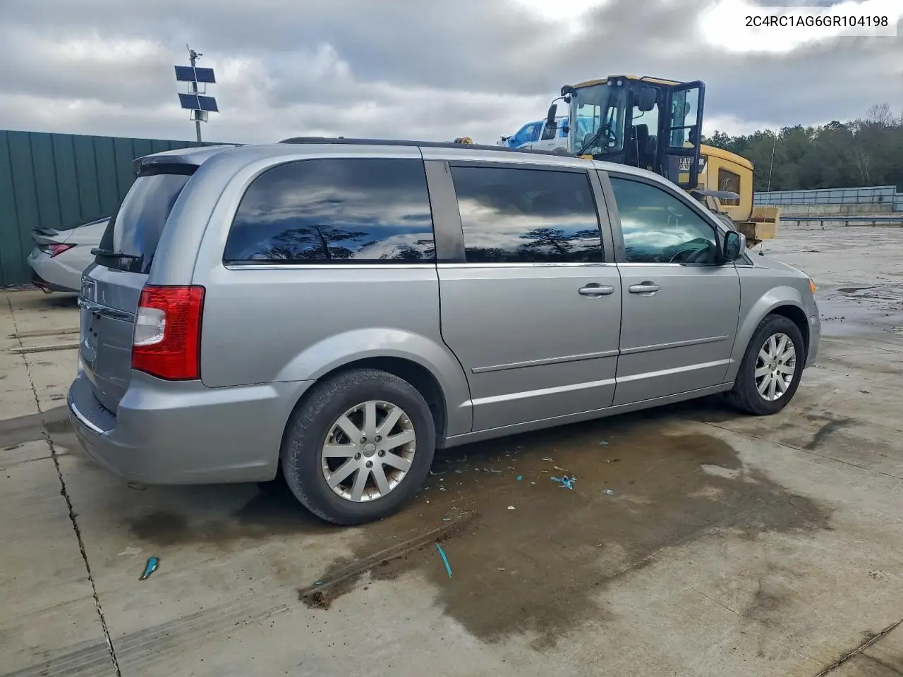 2C4RC1AG6GR104198 2016 Chrysler Town & Country Lx