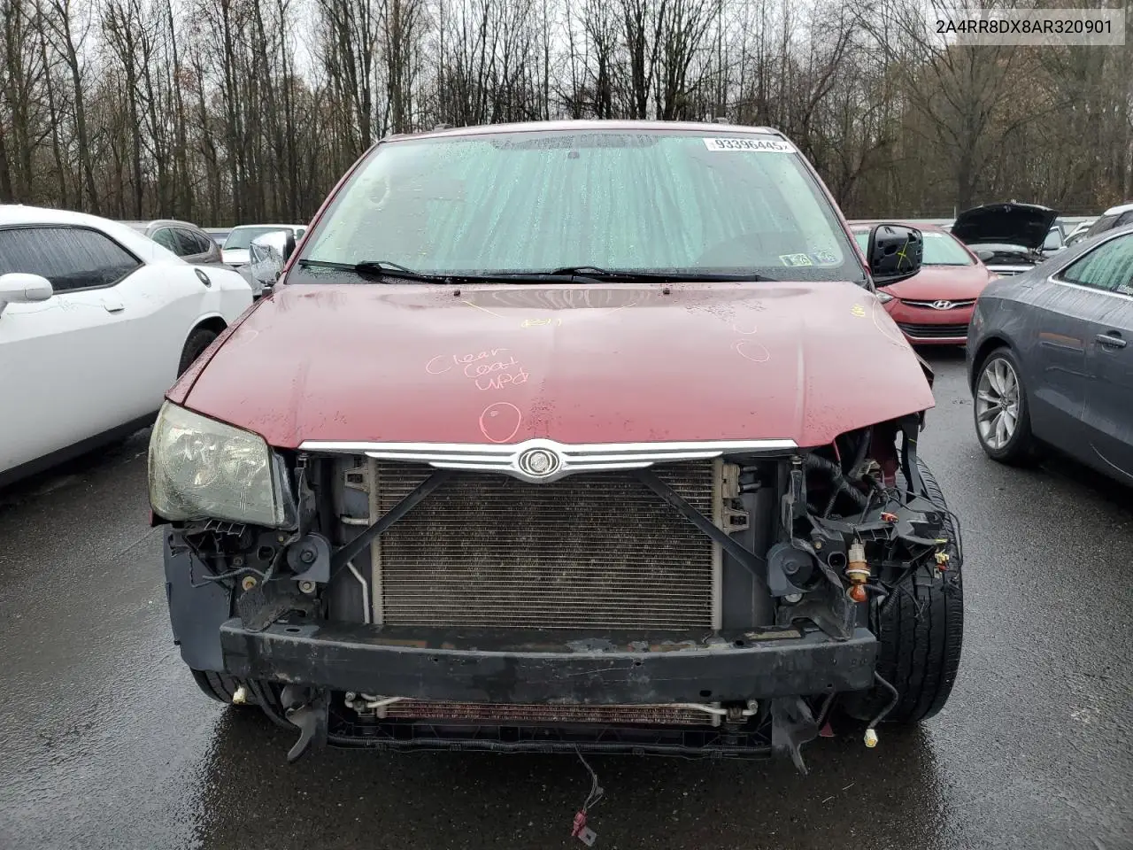2A4RR8DX8AR320901 2010 Chrysler Town & Country Touring Plus