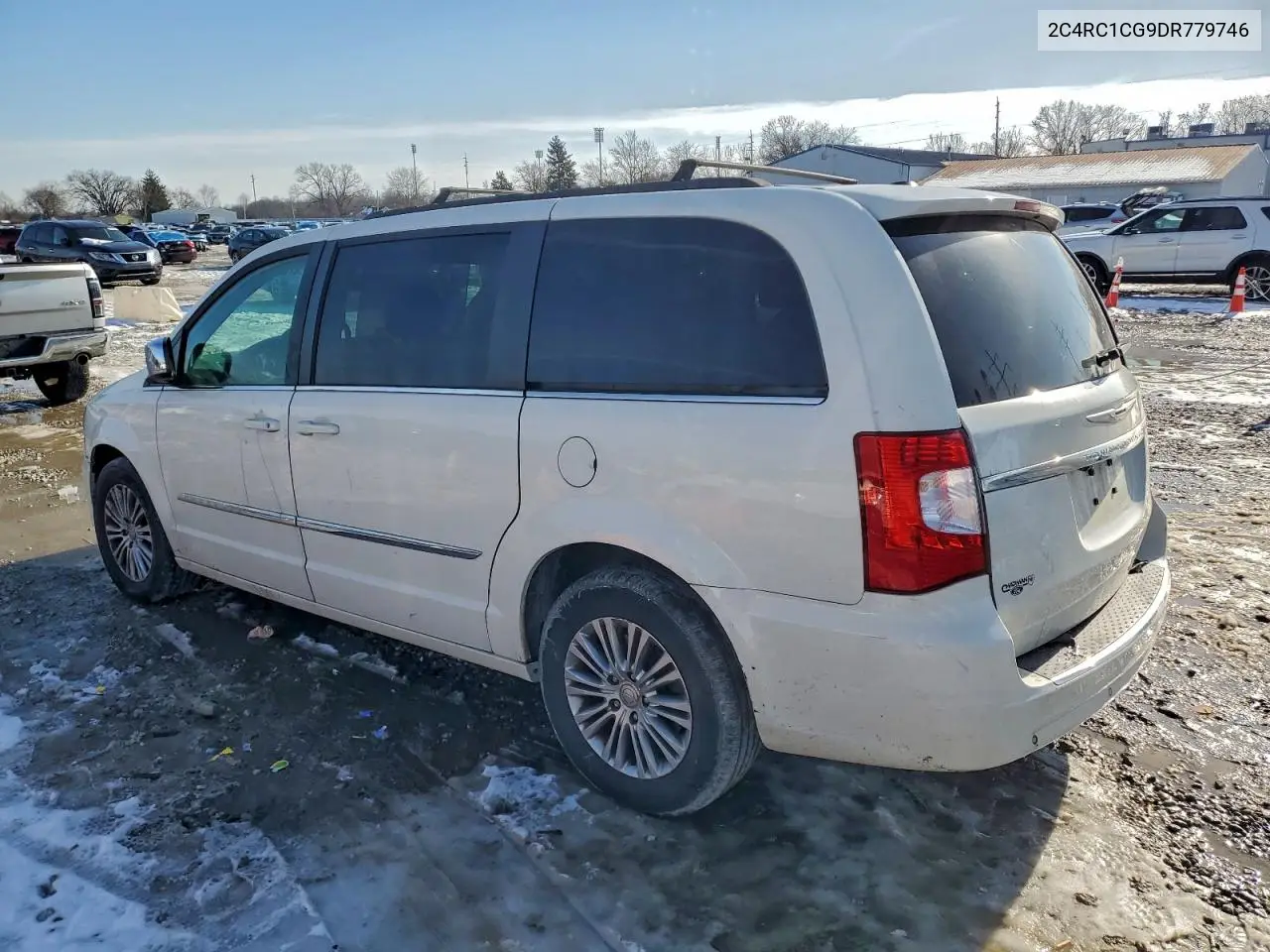 2C4RC1CG9DR779746 2013 Chrysler Town & Country Touring L