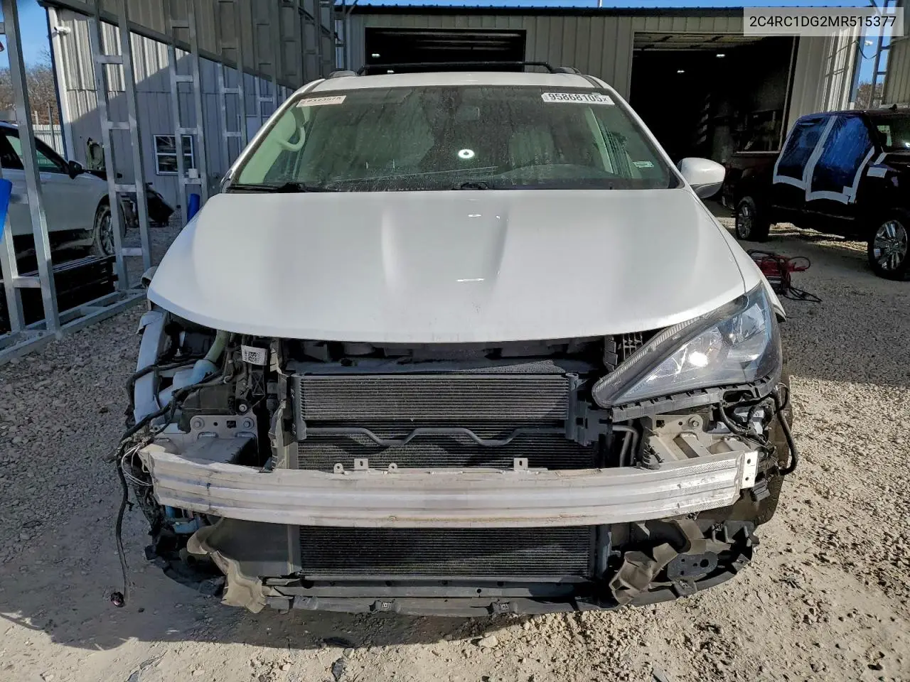 2C4RC1DG2MR515377 2021 Chrysler Voyager Lxi