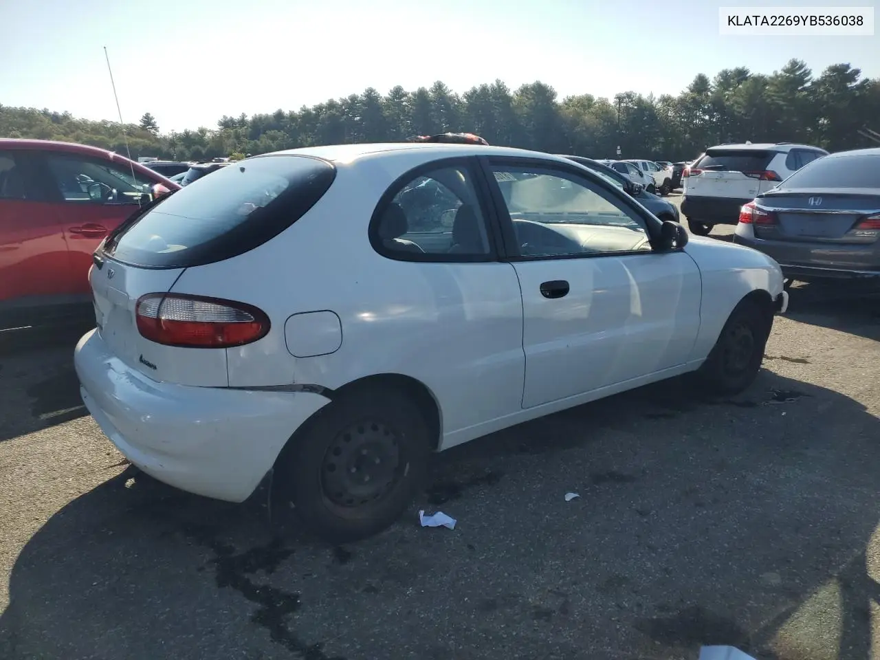 KLATA2269YB536038 2000 Daewoo Lanos S