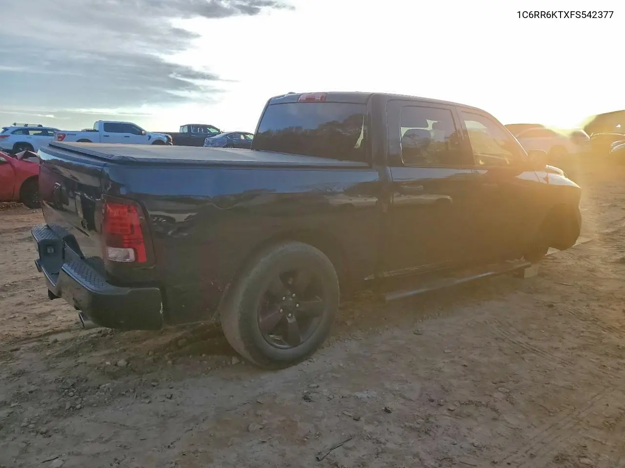 1C6RR6KTXFS542377 2015 Ram 1500 St