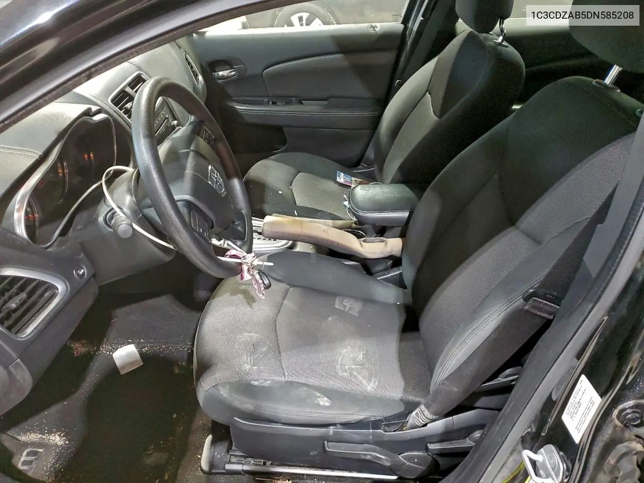 1C3CDZAB5DN585208 2013 Dodge Avenger Se