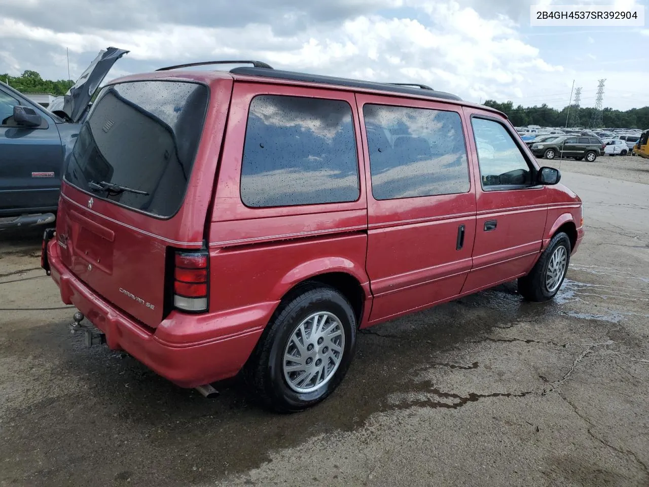 1995 Dodge Caravan Se VIN: 2B4GH4537SR392904 Lot: 57456704