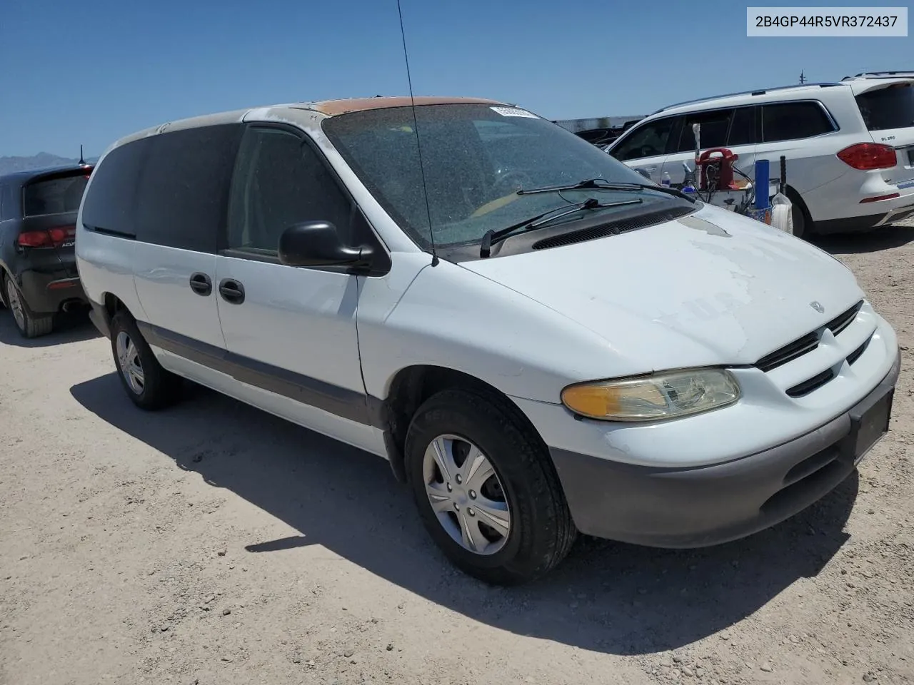 1997 Dodge Grand Caravan Se VIN: 2B4GP44R5VR372437 Lot: 55685984