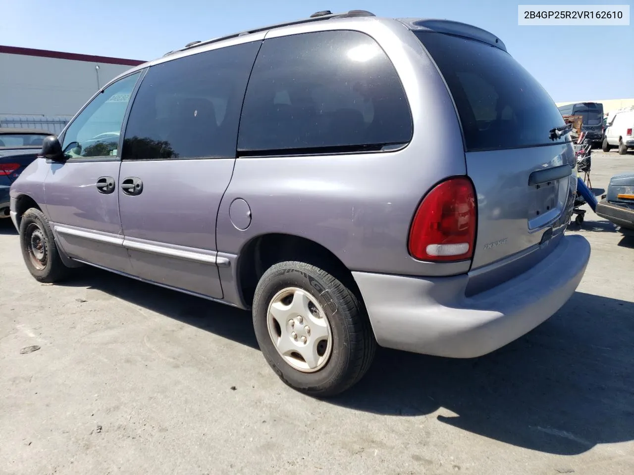 1997 Dodge Caravan VIN: 2B4GP25R2VR162610 Lot: 56758394