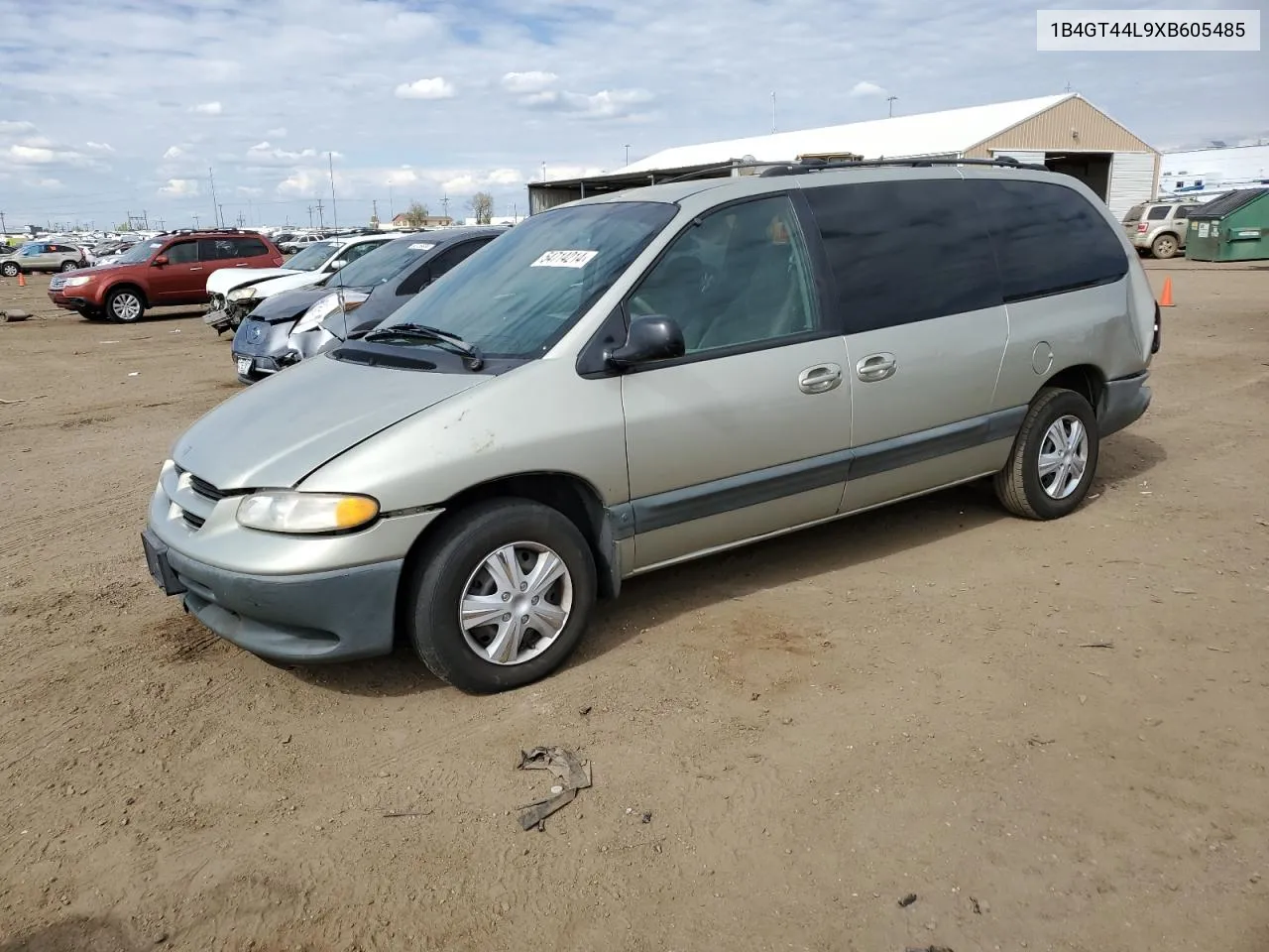 1999 Dodge Grand Caravan Se VIN: 1B4GT44L9XB605485 Lot: 54714214