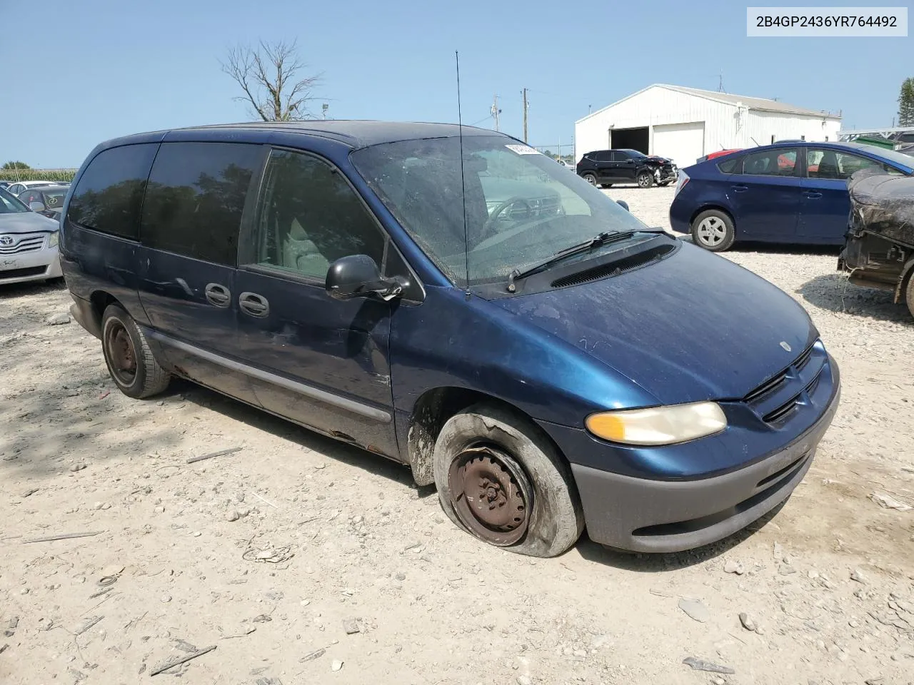 2000 Dodge Grand Caravan VIN: 2B4GP2436YR764492 Lot: 68422394