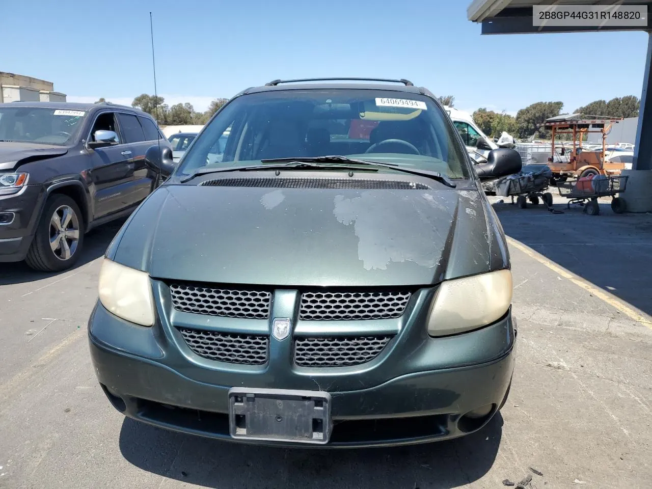 2001 Dodge Grand Caravan Sport VIN: 2B8GP44G31R148820 Lot: 64069494