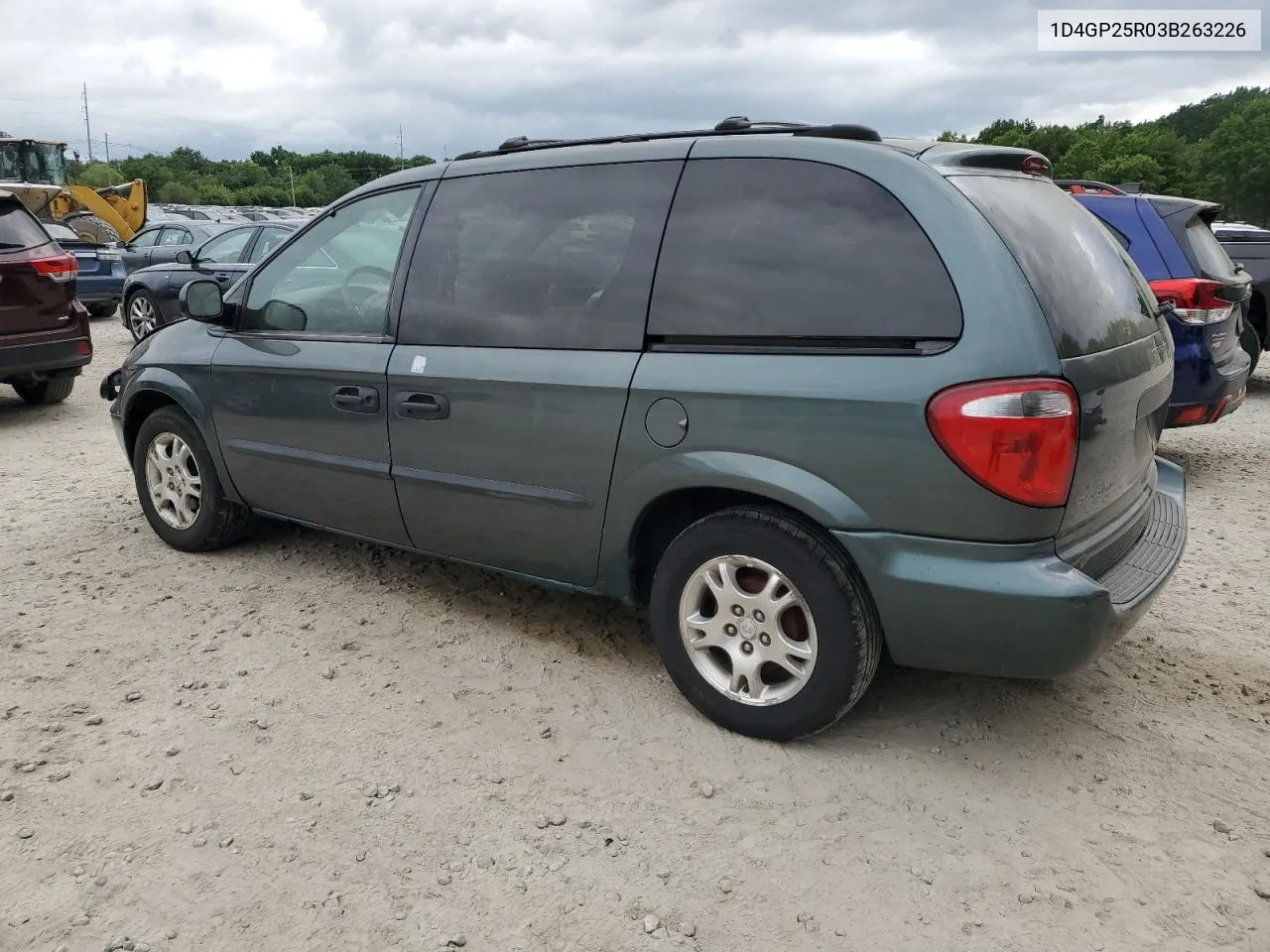 2003 Dodge Caravan Se VIN: 1D4GP25R03B263226 Lot: 57876044