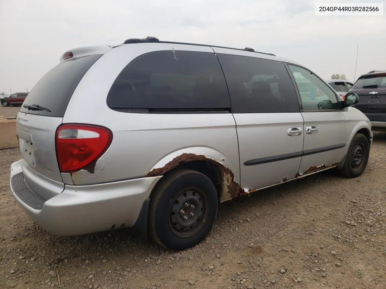 2003 Dodge Grand Caravan Sport VIN: 2D4GP44R03R282566 Lot: 70785554