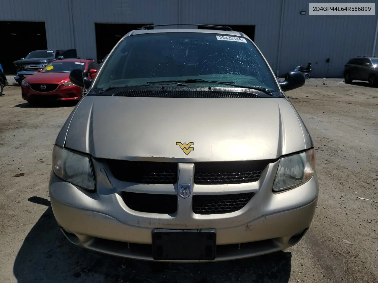 2004 Dodge Grand Caravan Sxt VIN: 2D4GP44L64R586899 Lot: 55422144