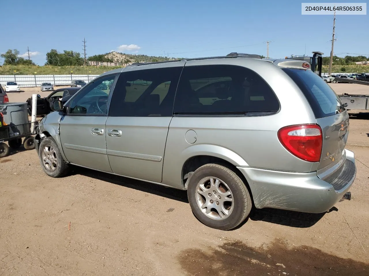 2D4GP44L64R506355 2004 Dodge Grand Caravan Sxt