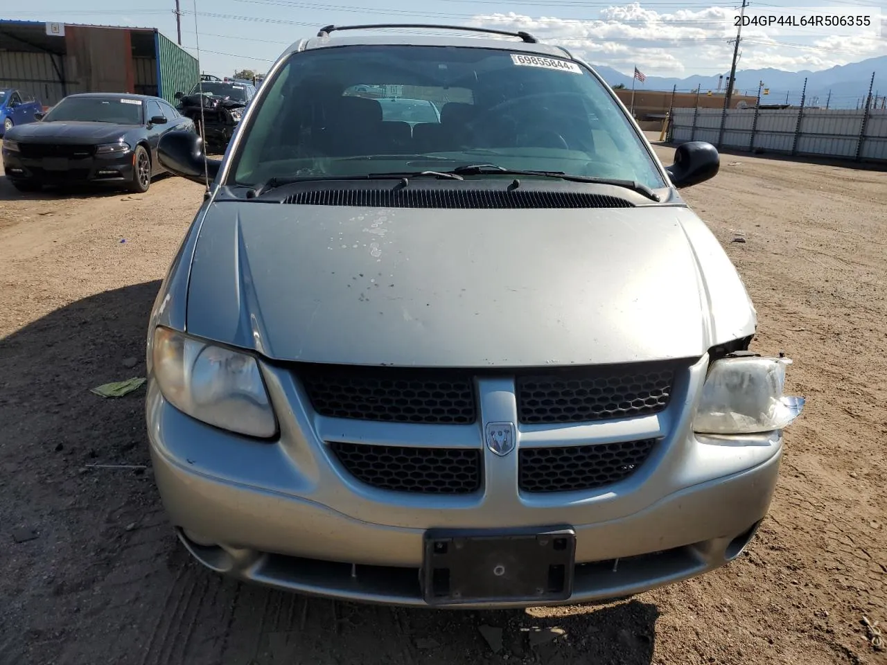 2D4GP44L64R506355 2004 Dodge Grand Caravan Sxt