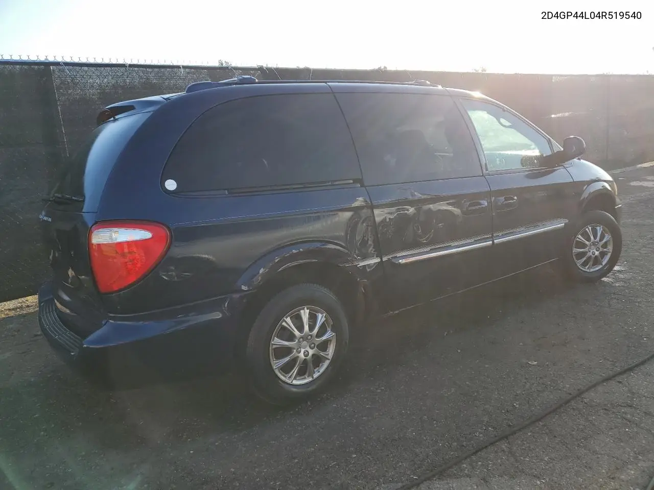 2D4GP44L04R519540 2004 Dodge Grand Caravan Sxt