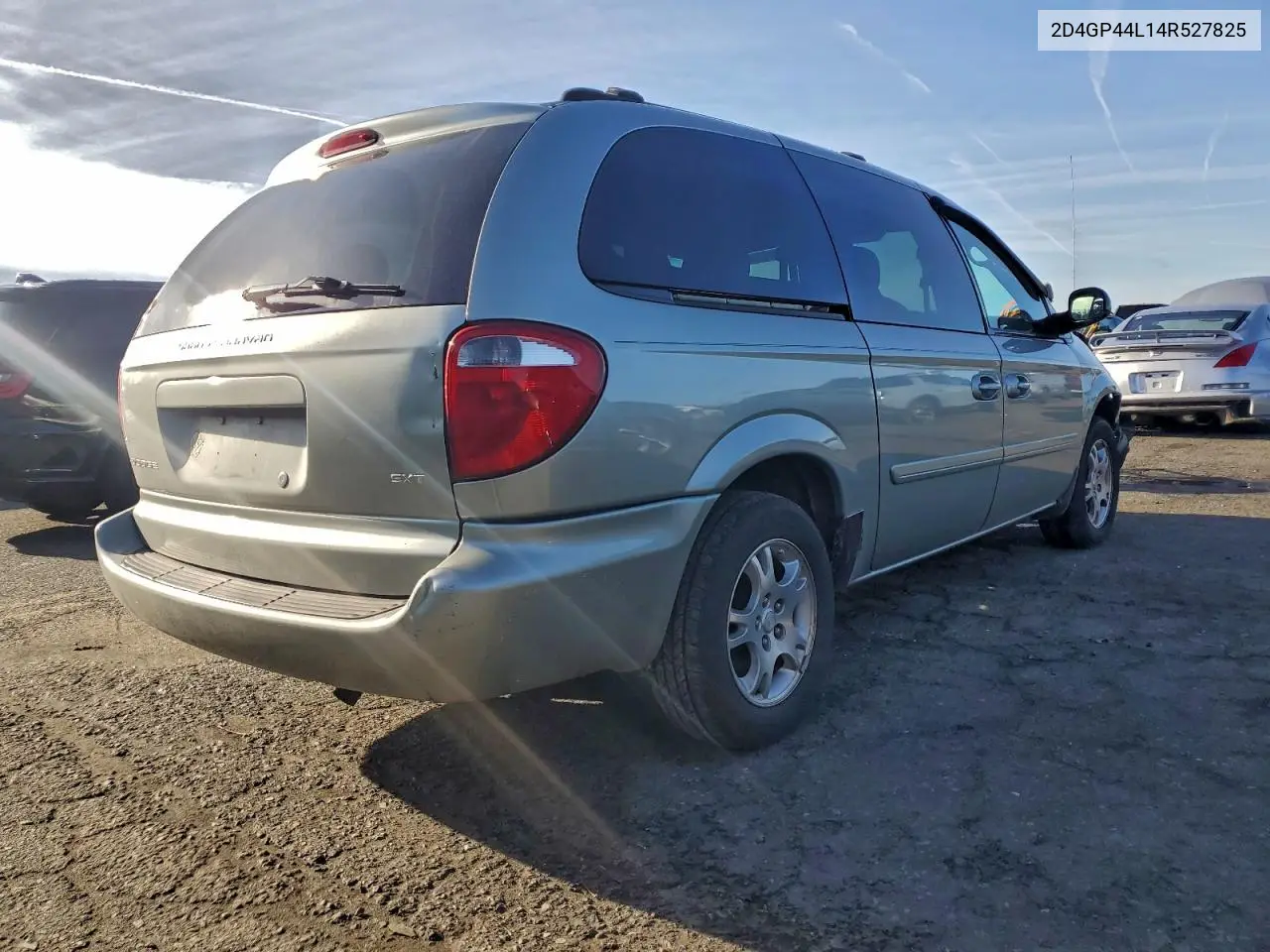 2D4GP44L14R527825 2004 Dodge Grand Caravan Sxt