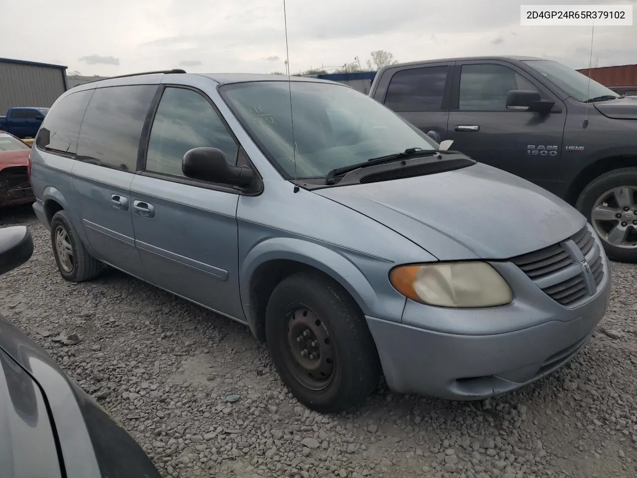 2D4GP24R65R379102 2005 Dodge Grand Caravan Se