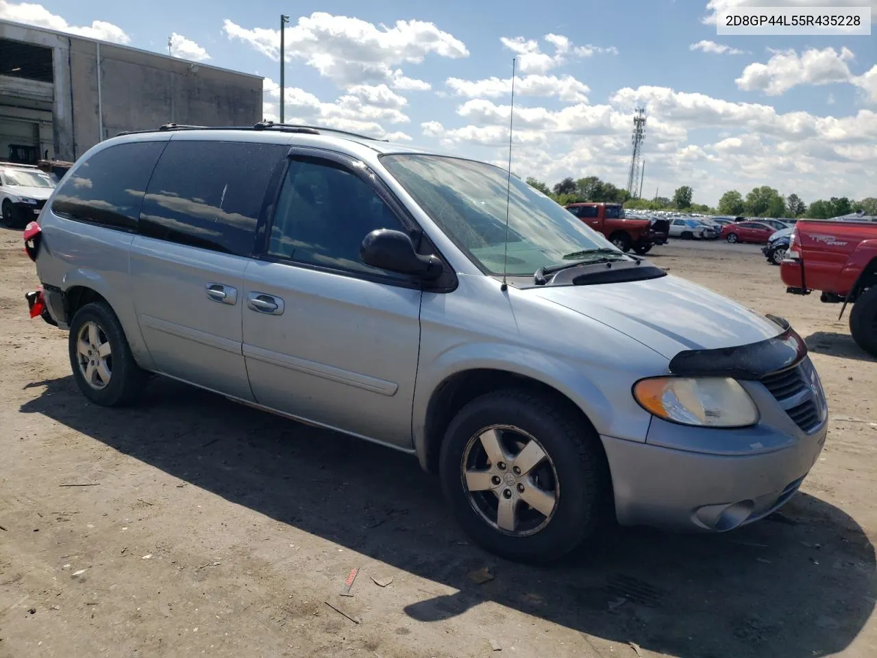 2005 Dodge Grand Caravan Sxt VIN: 2D8GP44L55R435228 Lot: 53096204