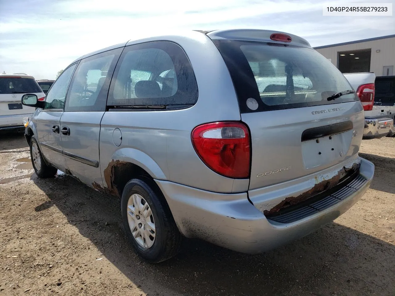 2005 Dodge Grand Caravan Se VIN: 1D4GP24R55B279233 Lot: 54195244