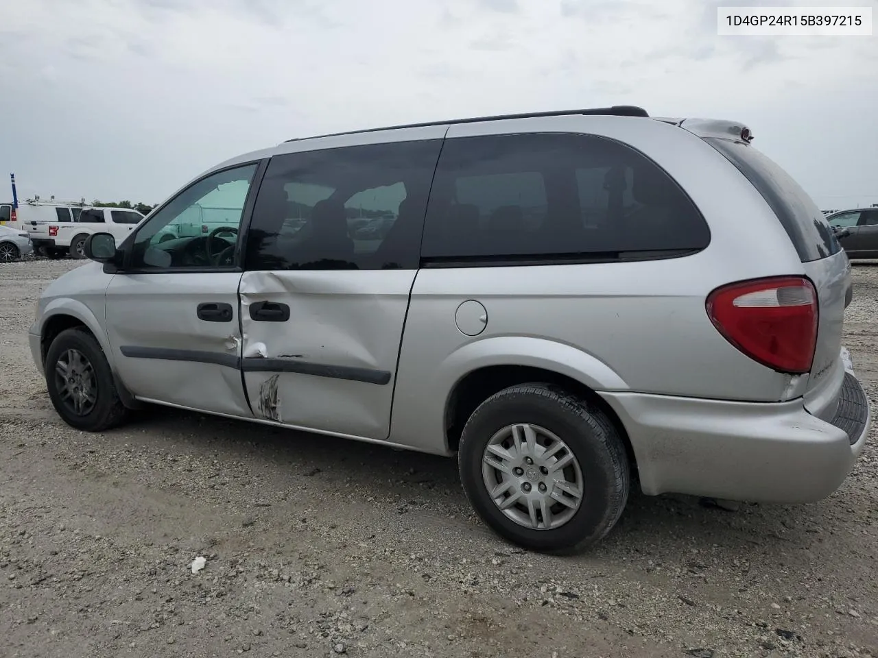 2005 Dodge Grand Caravan Se VIN: 1D4GP24R15B397215 Lot: 54725904