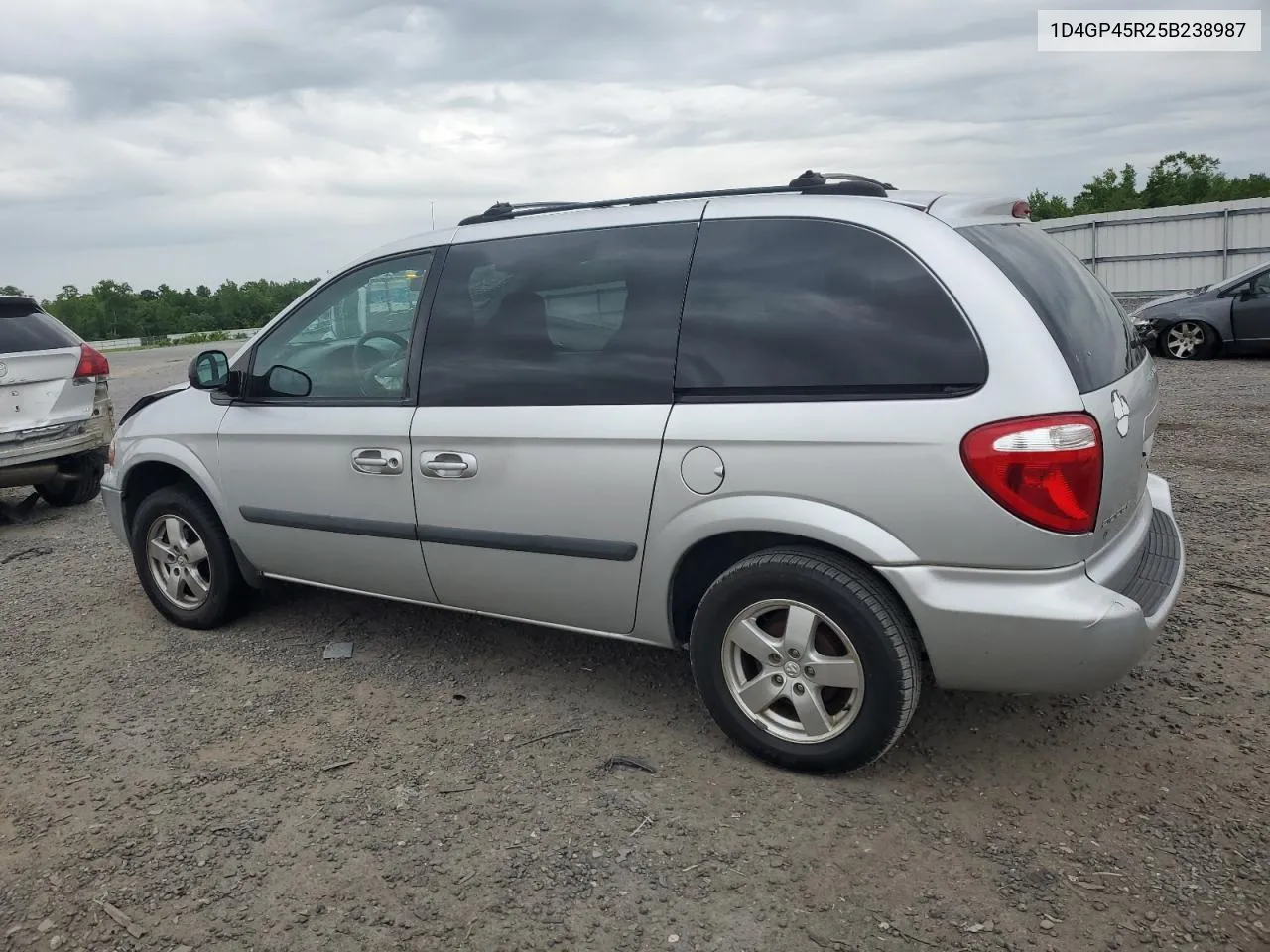 2005 Dodge Caravan Sxt VIN: 1D4GP45R25B238987 Lot: 54930514