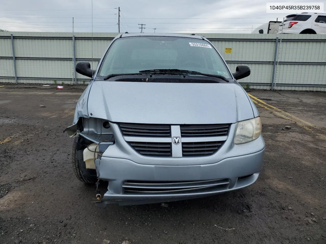 2005 Dodge Caravan Sxt VIN: 1D4GP45R35B239758 Lot: 55310884