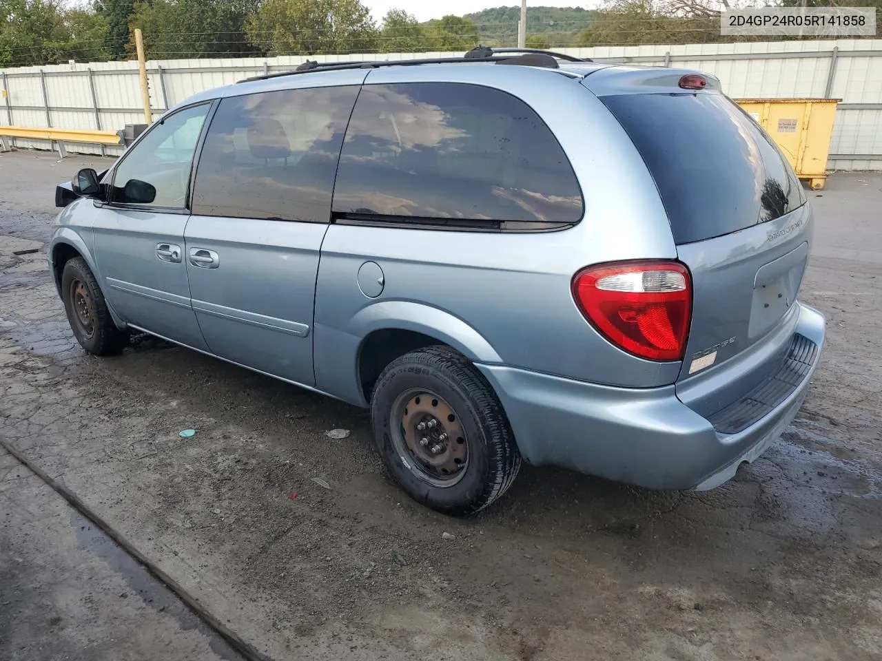 2005 Dodge Grand Caravan Se VIN: 2D4GP24R05R141858 Lot: 68324054