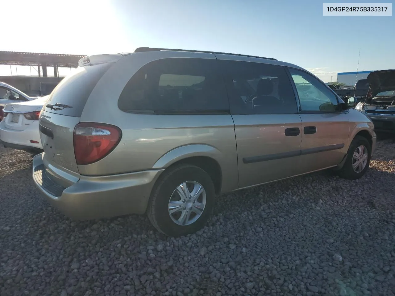 2005 Dodge Grand Caravan Se VIN: 1D4GP24R75B335317 Lot: 71033874