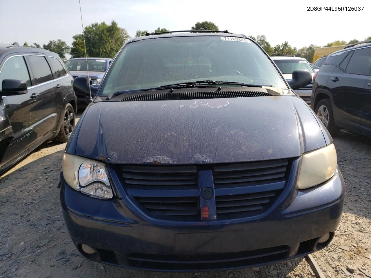 2005 Dodge Grand Caravan Sxt VIN: 2D8GP44L95R126037 Lot: 71156384