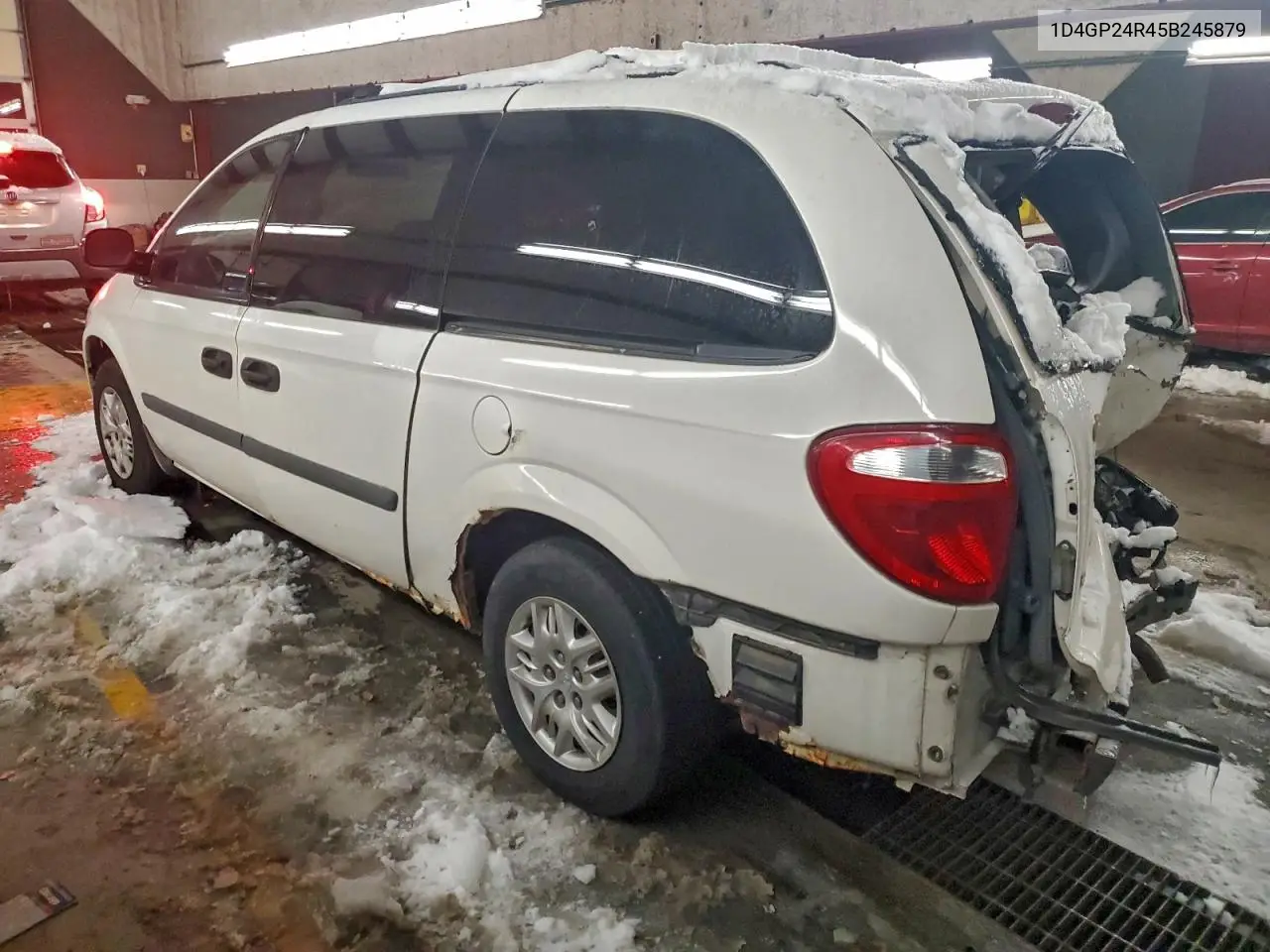 1D4GP24R45B245879 2005 Dodge Grand Caravan Se