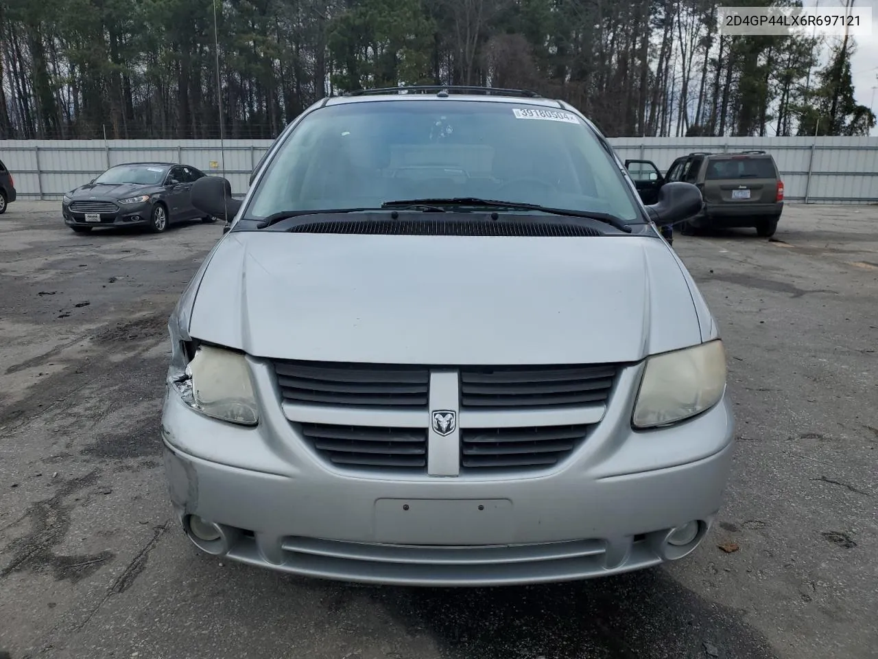 2006 Dodge Grand Caravan Sxt VIN: 2D4GP44LX6R697121 Lot: 39180504