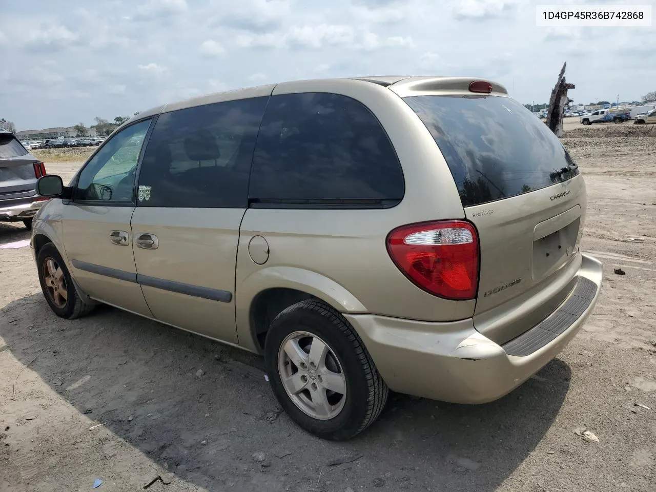 2006 Dodge Caravan Sxt VIN: 1D4GP45R36B742868 Lot: 54758034