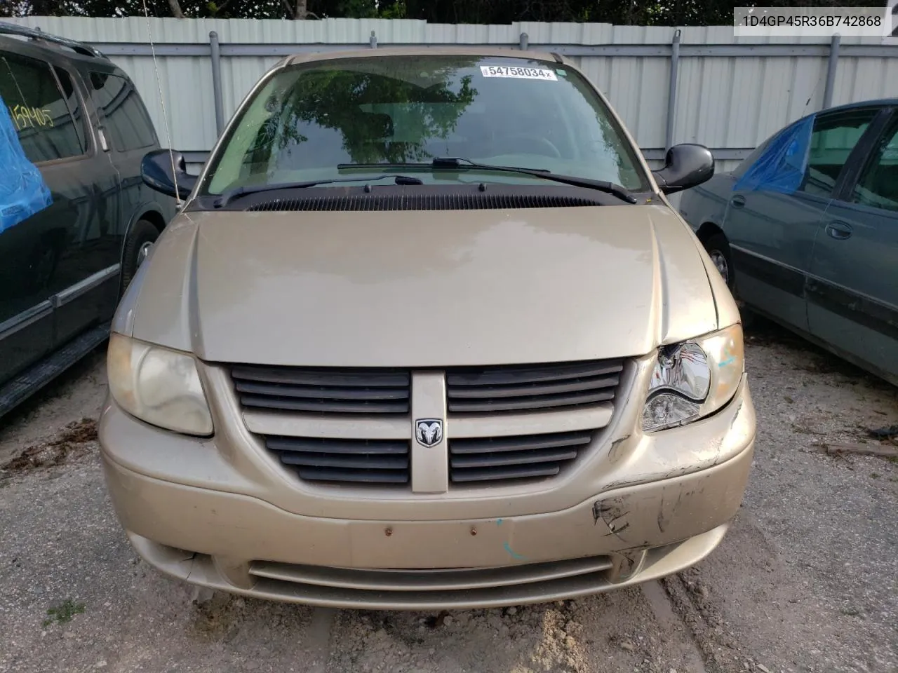 1D4GP45R36B742868 2006 Dodge Caravan Sxt