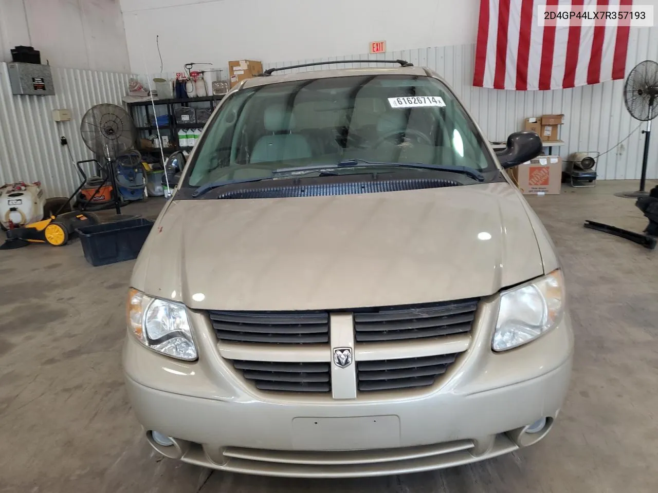 2007 Dodge Grand Caravan Sxt VIN: 2D4GP44LX7R357193 Lot: 61626714